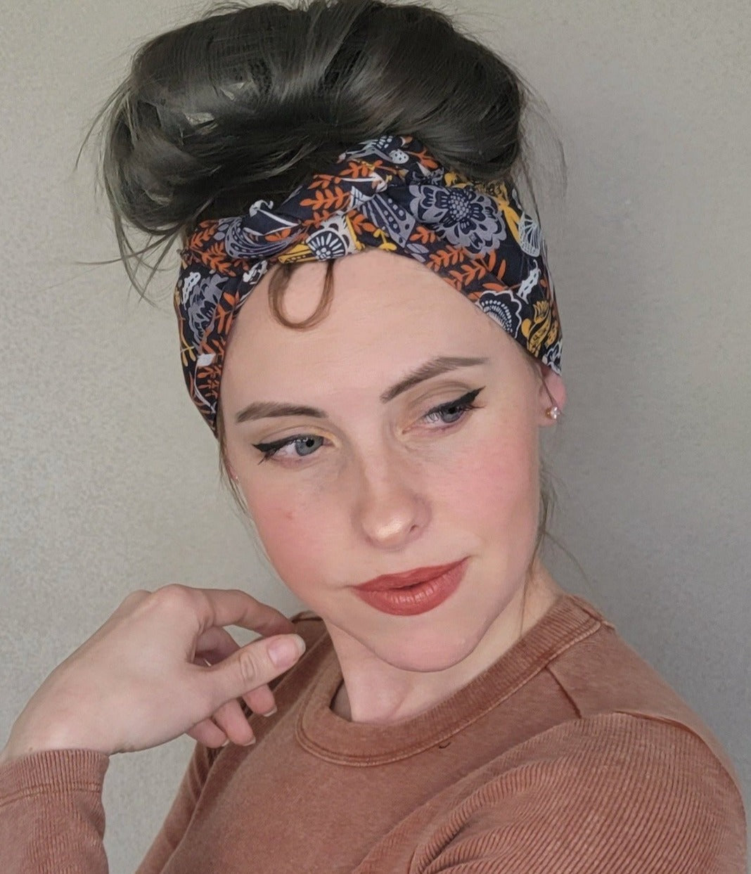 Groovy Headband/ Head Band/ Hair Accessory/ Head Wrap/ Self Tie